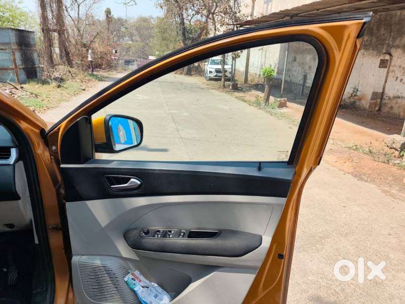 Renault Triber Rxt, 2021, Petrol