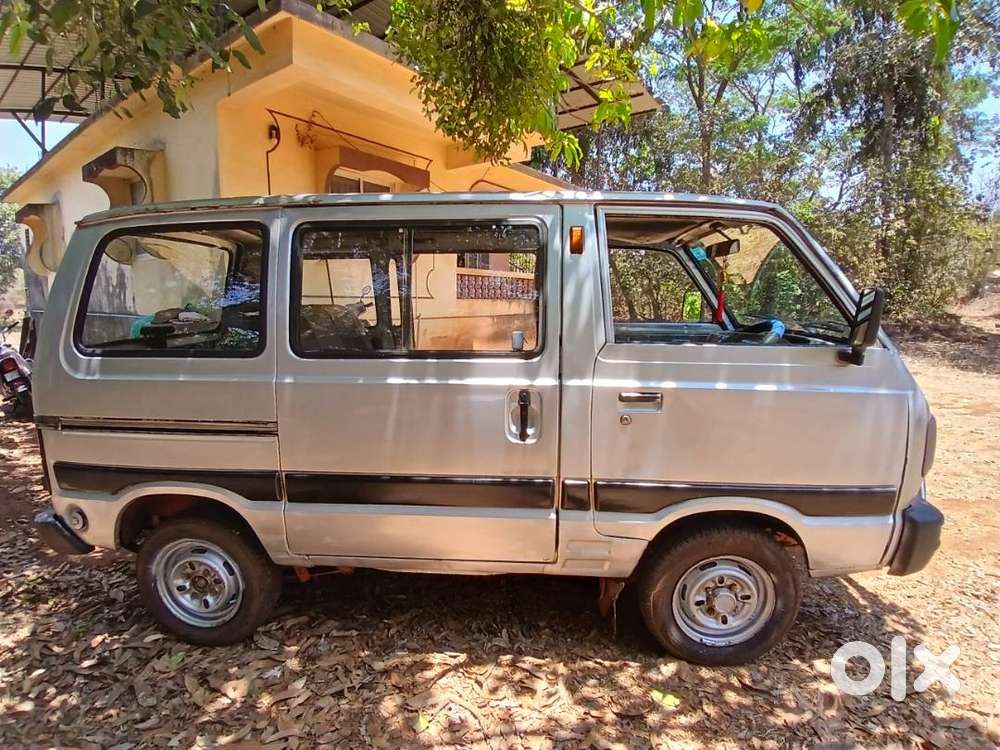 Age: 21 Years. Type: Saloon Body.