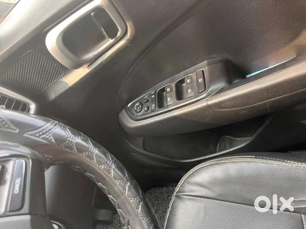 Hyundai Venue 2021 Diesel 89000 Km Driven