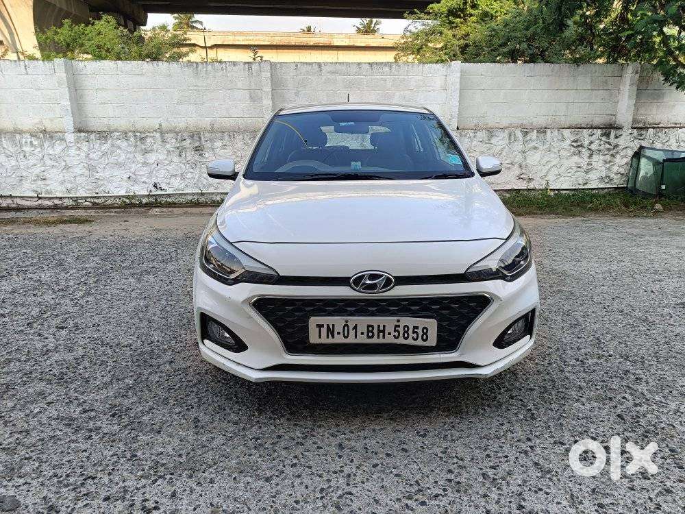 Hyundai I20 Asta (o) 1.2 Mt, 2019, Petrol