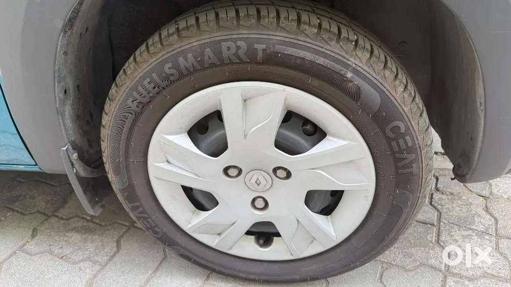 Renault Kwid 2024 Petrol 7000 Km Driven