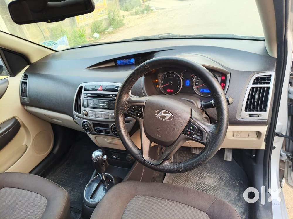 Hyundai I20 Sportz At 1.4, 2014, Petrol