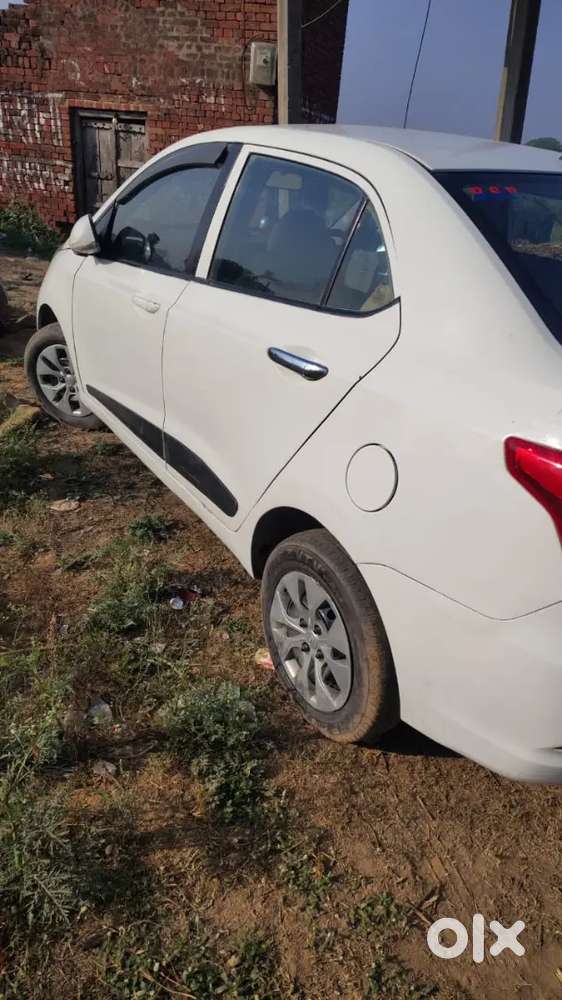 Hyundai Xcent 2016 Cng & Hybrids Well Maintained