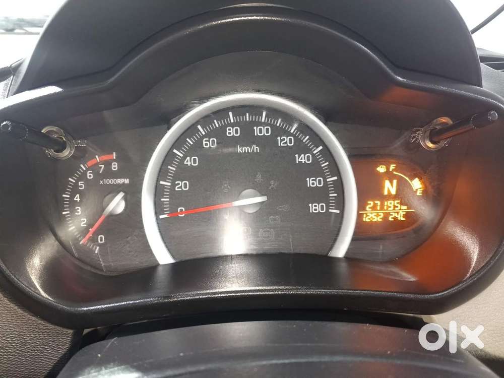 Maruti Suzuki Celerio Zxi Amt, 2017, Petrol