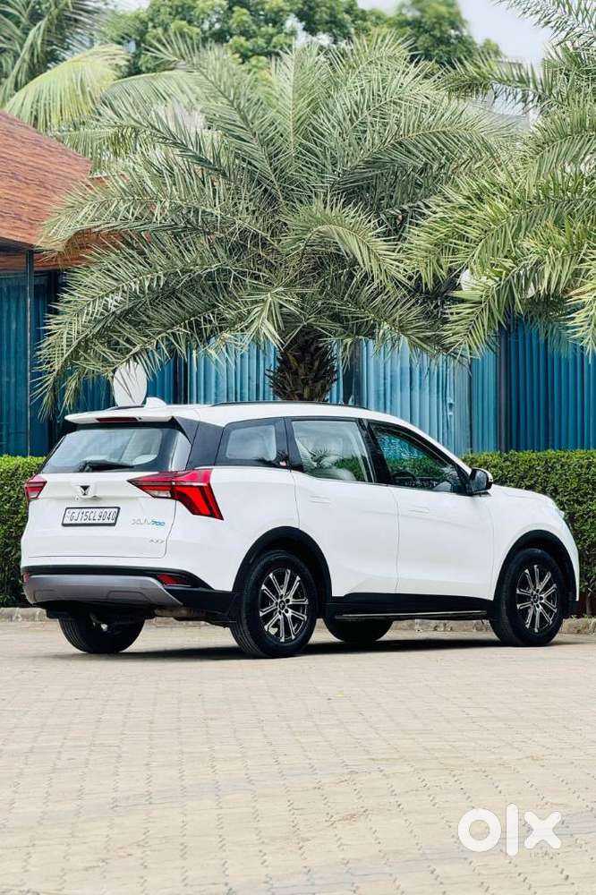 Mahindra Xuv700, 2022, Petrol
