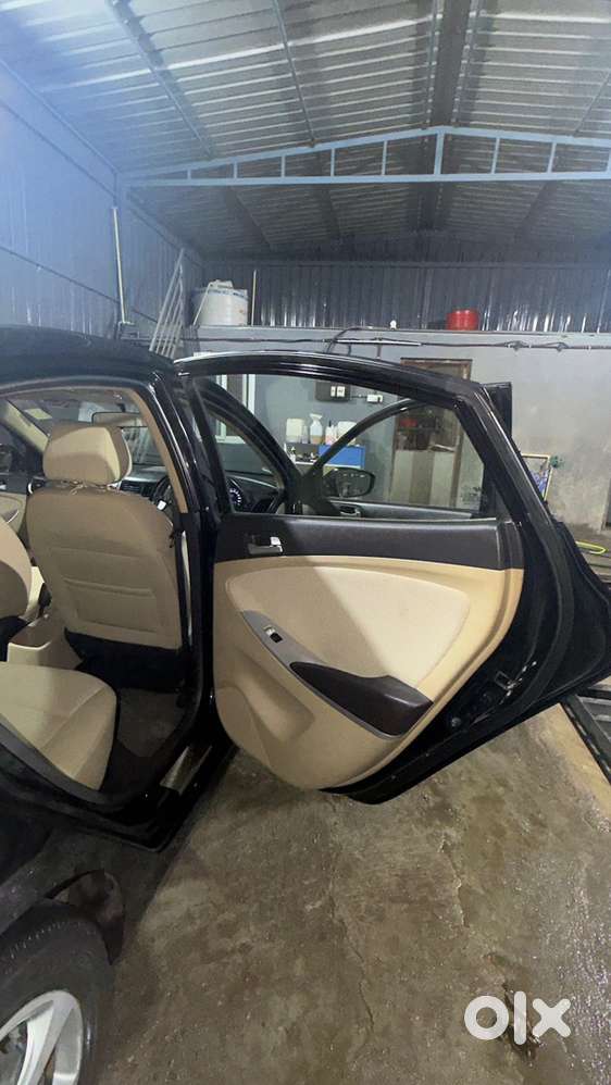 Hyundai Verna Manual 2012