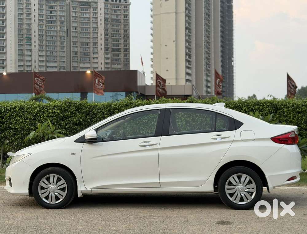 Honda City V At, 2014, Petrol