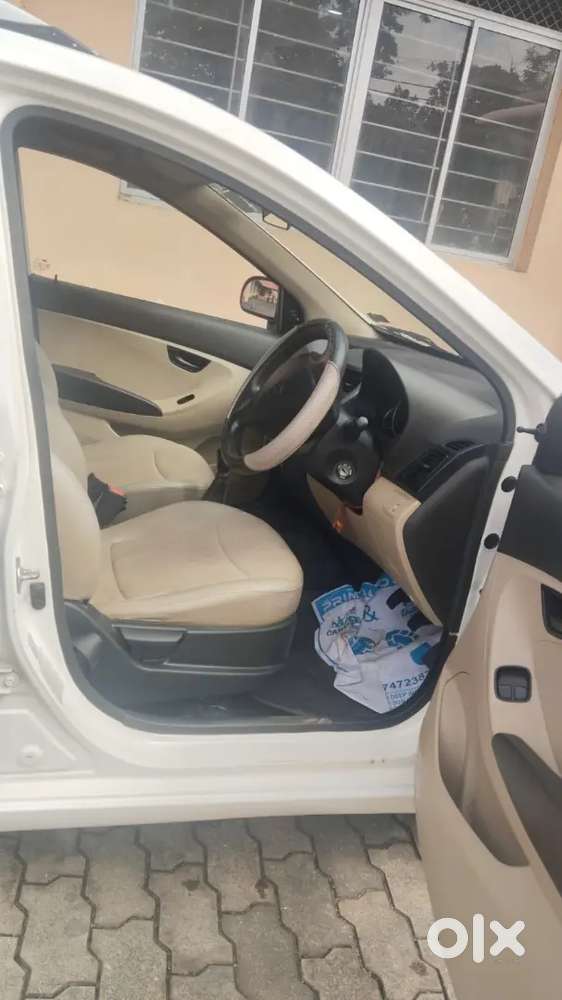Hyundai Eon 2017 Petrol 72000 Km Driven
