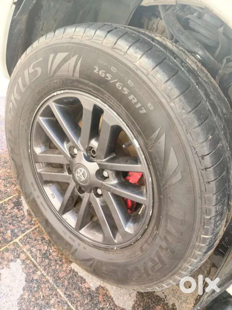 Toyota Fortuner 2016