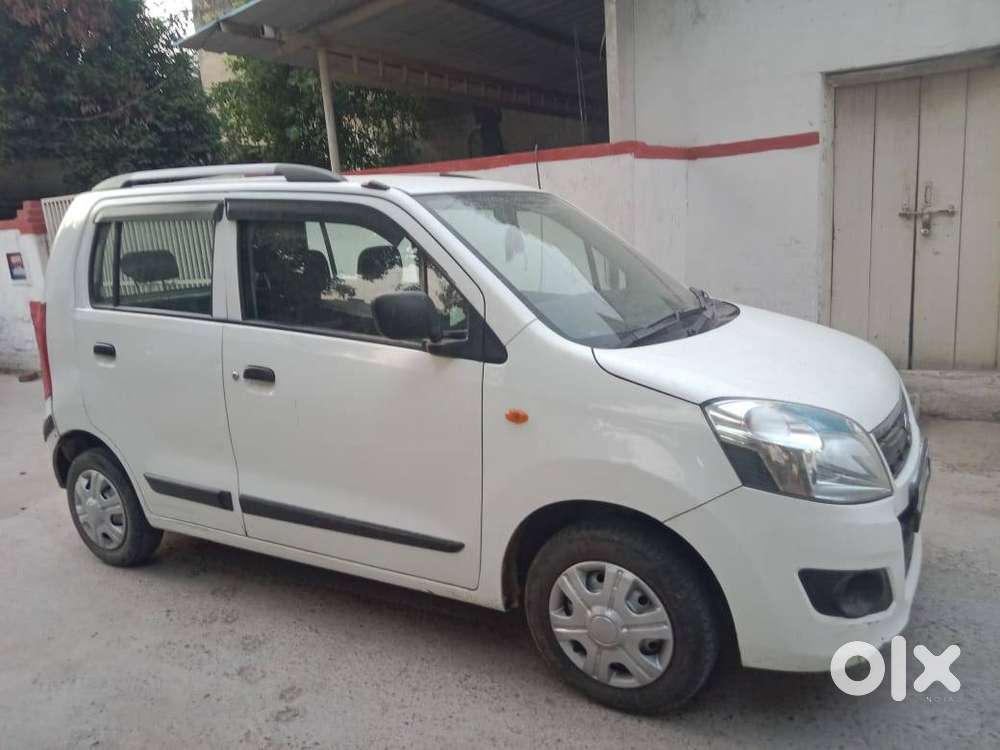 Maruti Suzuki Wagonr Lxi 1.0 (2018) Lpg + Petrol  95,000 Km  Up14