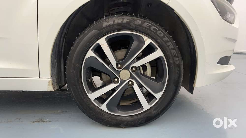 Tata Altroz 1.2 Xza Plus, 2023, Petrol