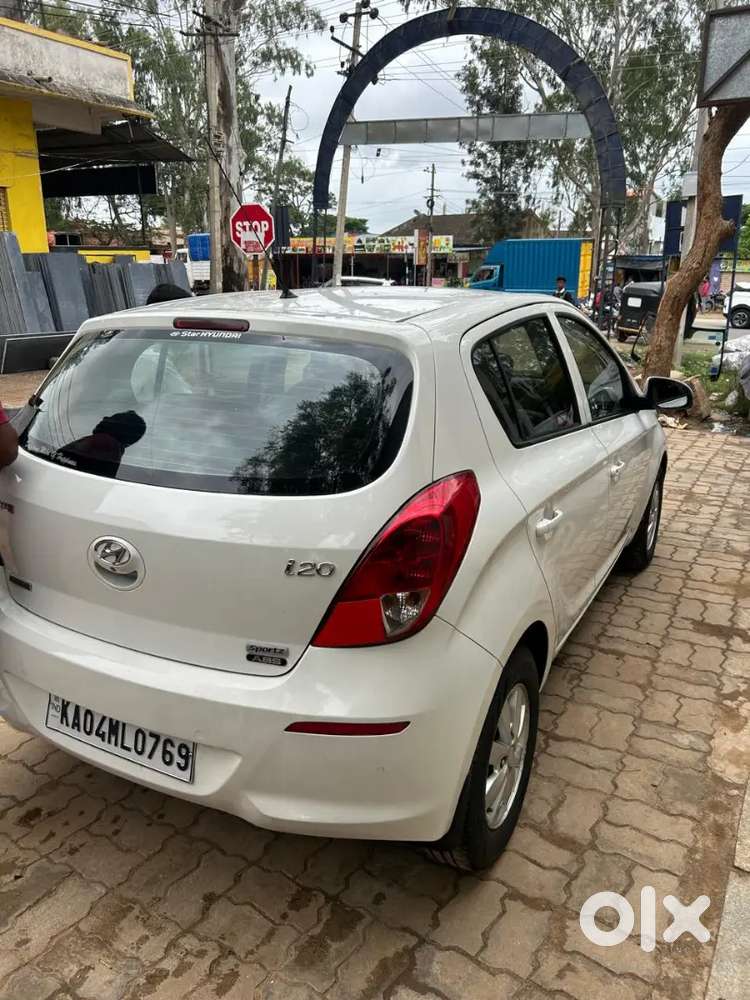 Hyundai I20 Sportz Diesel 2012 Car
