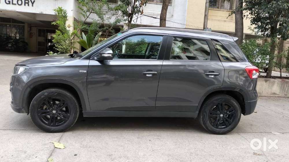 Maruti Suzuki Brezza Zxi Plus At, 2019, Diesel