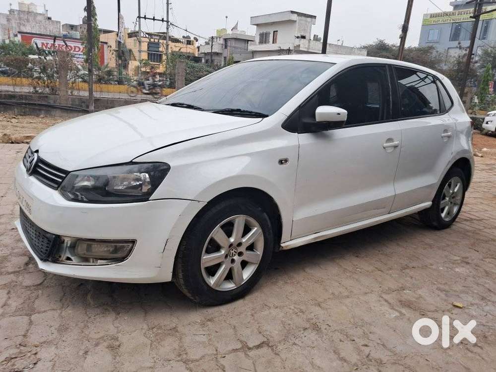 Volkswagen Polo Petrol Highline 1.6l, 2010, Petrol
