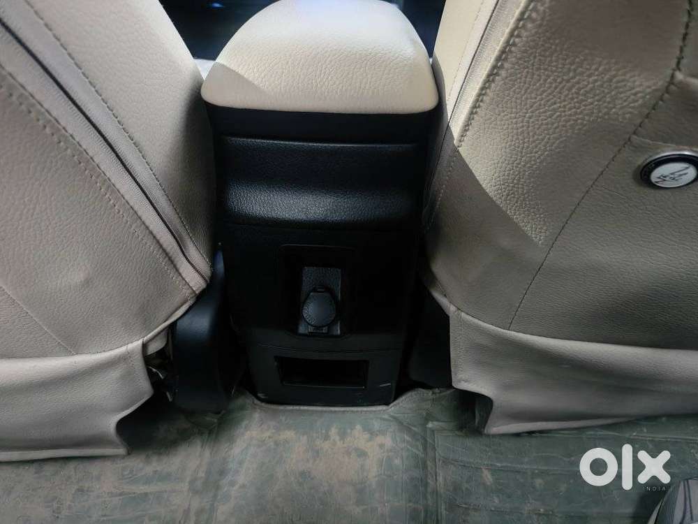 Toyota Corolla Altis G At, 2016, Petrol