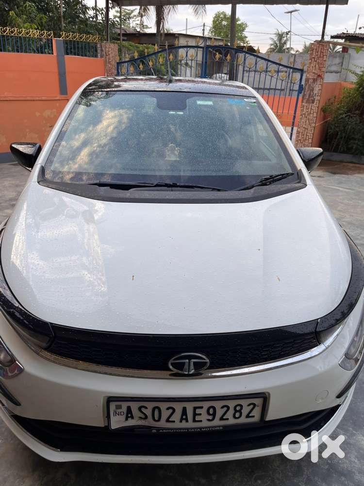 Tata Altroz Petrol 2021