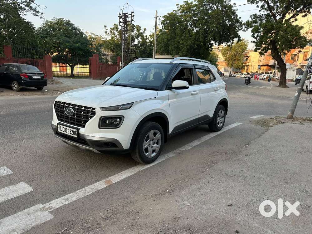 Hyundai Venue 1.2 S Plus, 2021, Petrol