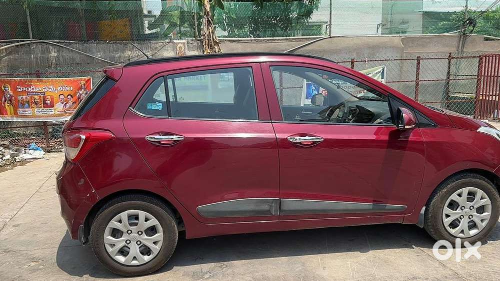Hyundai Grand I10 Sportz Petrol 2014