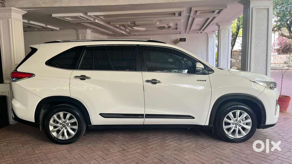 Toyota Petrol Automatic 2024