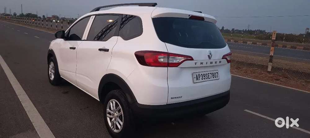 Very Good Condition Seal Tyres