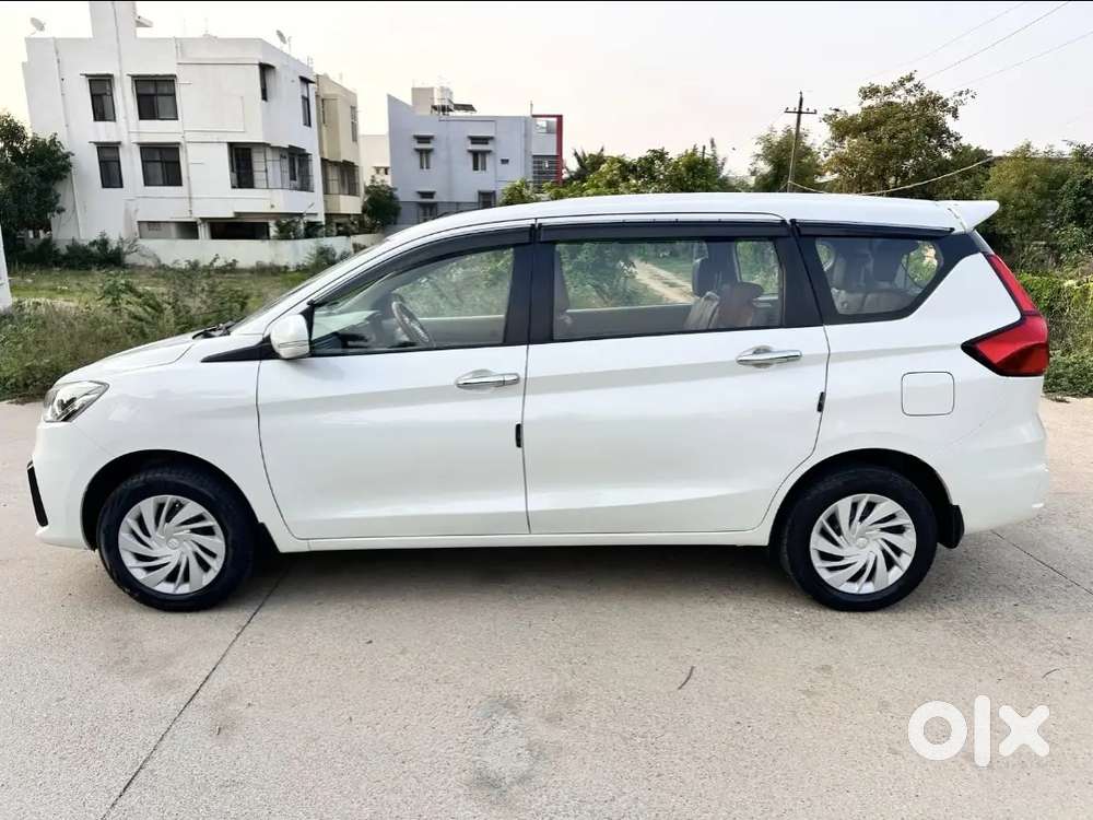 Ertiga Smart Hybrid Vxi 2022