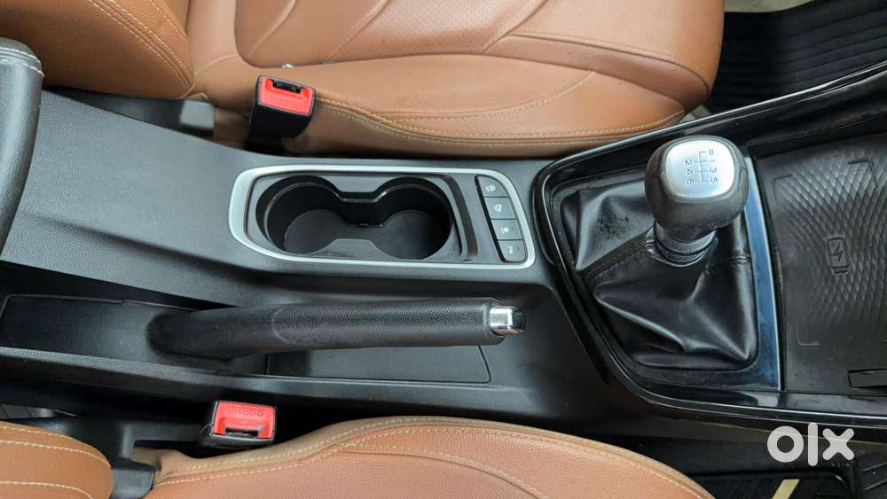 Mg Hector Plus Sharp Pro 1.5 Turbo Petrol Mt 6 Str, 2021, Petrol