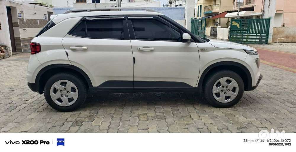 Hyundai Venue 1.2 S Plus, 2019, Petrol