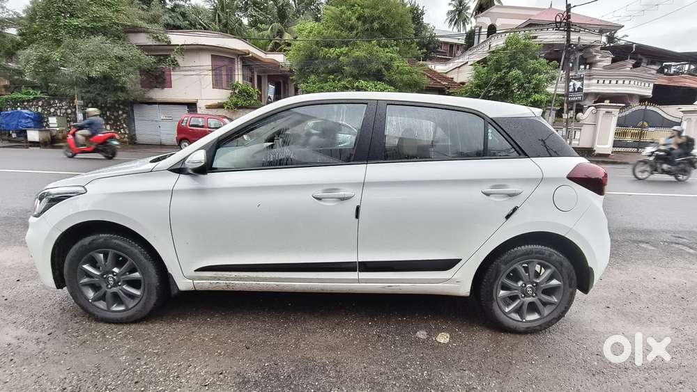 Hyundai I20 1.2 Sportz (o), 2020, Petrol