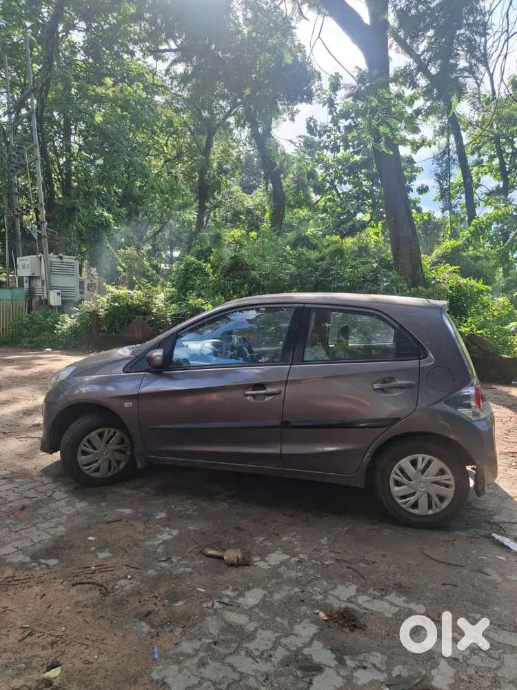 Honda Brio 2013 Petrol Well Maintained