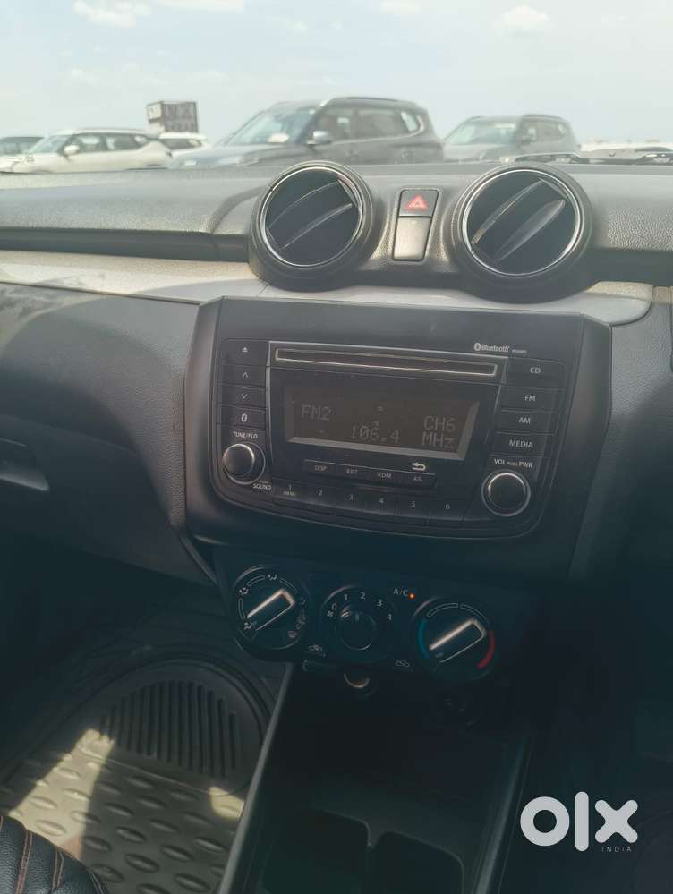 Maruti Suzuki Swift 2018 Vxi, 2019, Petrol