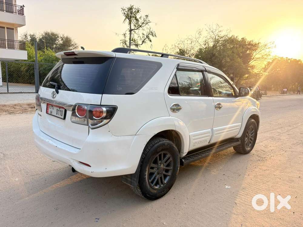 Toyota Fortuner 4x4 At, 2015, Diesel