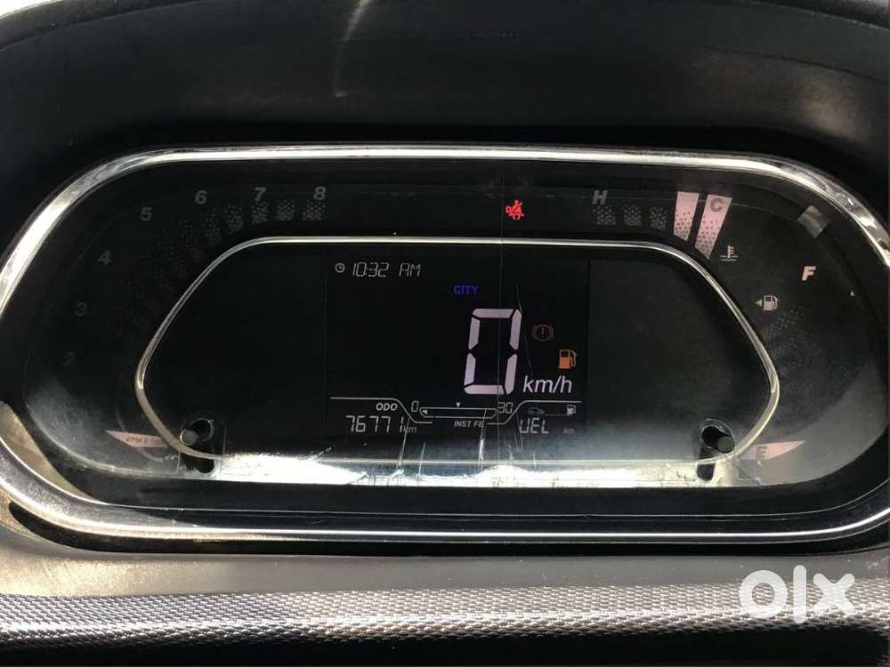 Tata Tiago Xe, 2019, Petrol