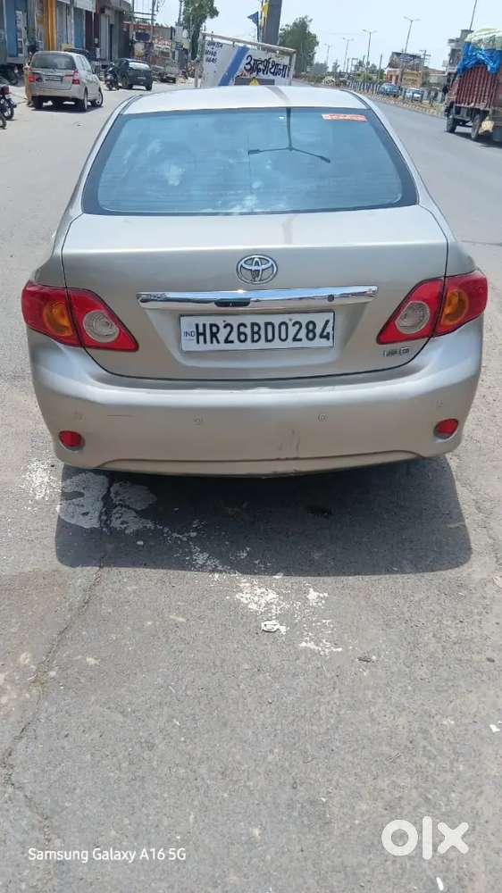 Toyota Corolla Altis 2010