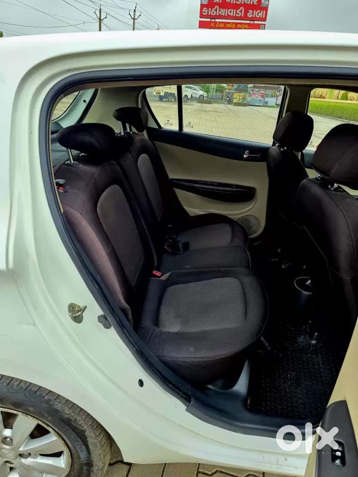 Hyundai I20 Sportz 1.4 Crdi, 2014, Diesel