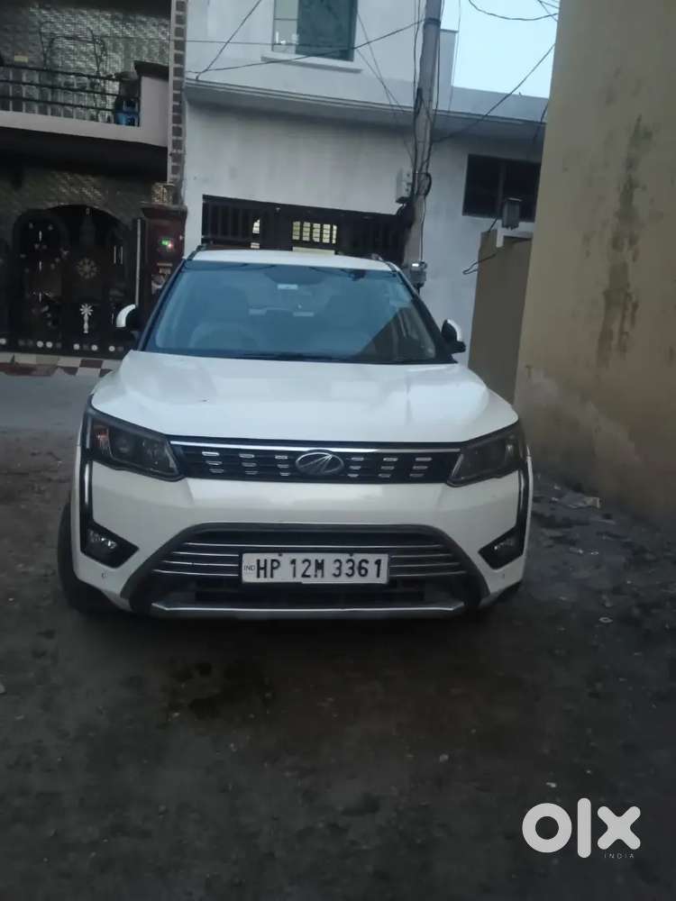 Mahindra Xuv300 2020 Petrol Well Maintained