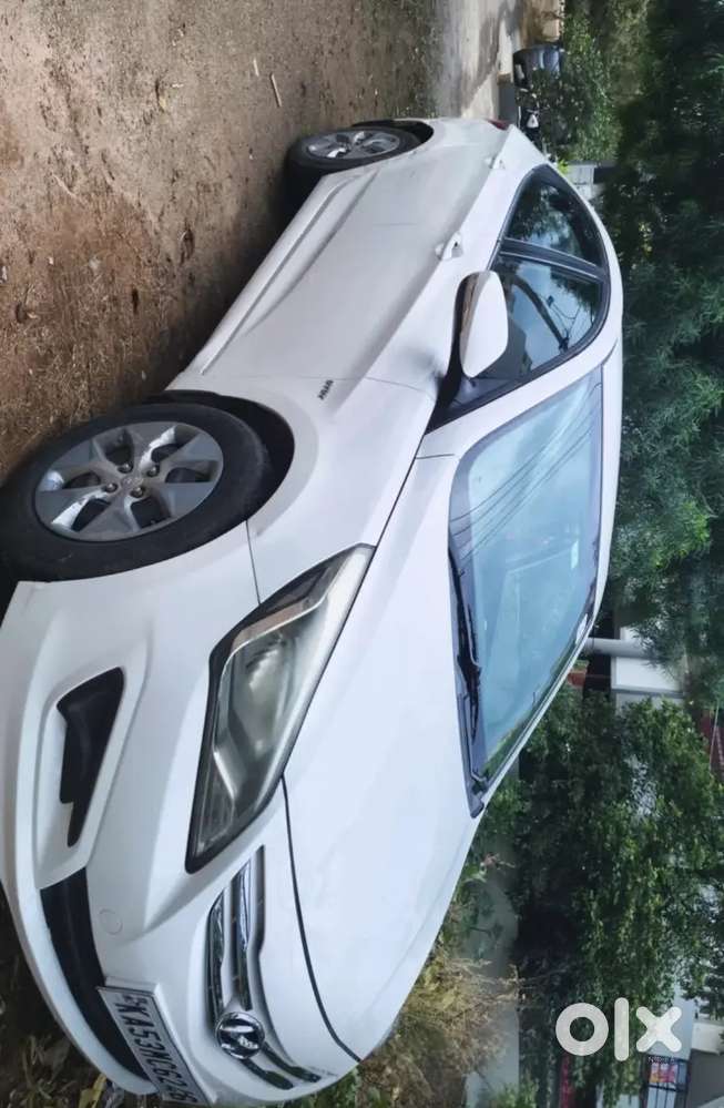Hyundai Verna Sx 2015