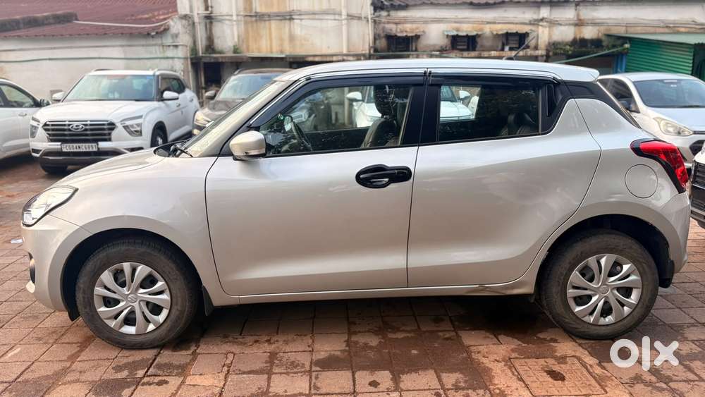 Maruti Suzuki Swift 1.2 Vxi (o), 2023, Petrol