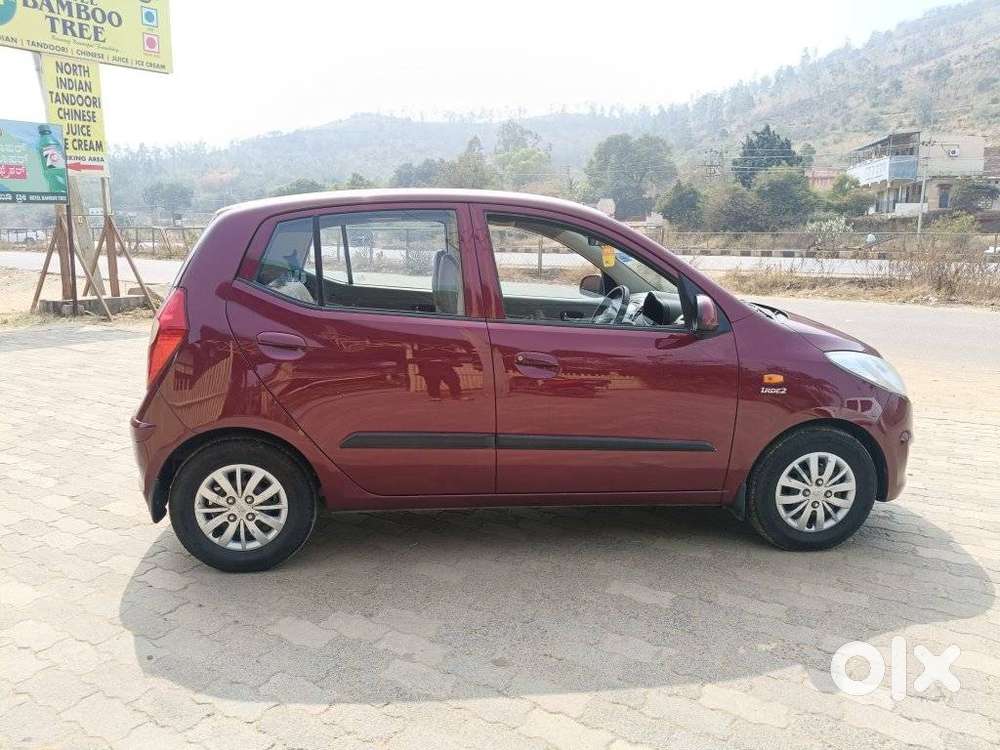 Hyundai I10 Sportz, 2014, Petrol