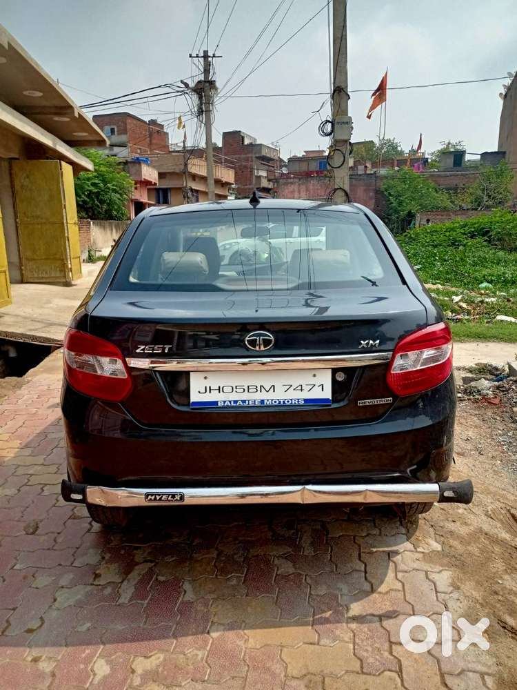 Brnd Tata Model Zest Variant 1.2t Revotron Xm Year 2016 Fuel Petrol