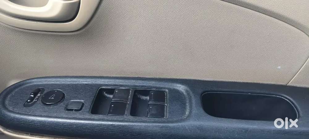 Honda Amaze 1.2 Petrol 2015