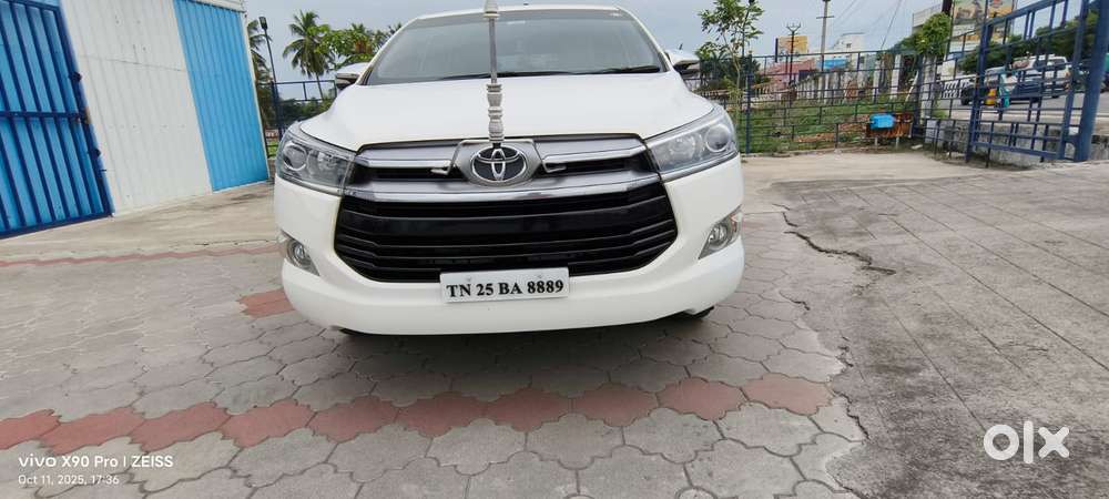 Toyota Innova Crysta 2.8z Automatic, 2016, Diesel