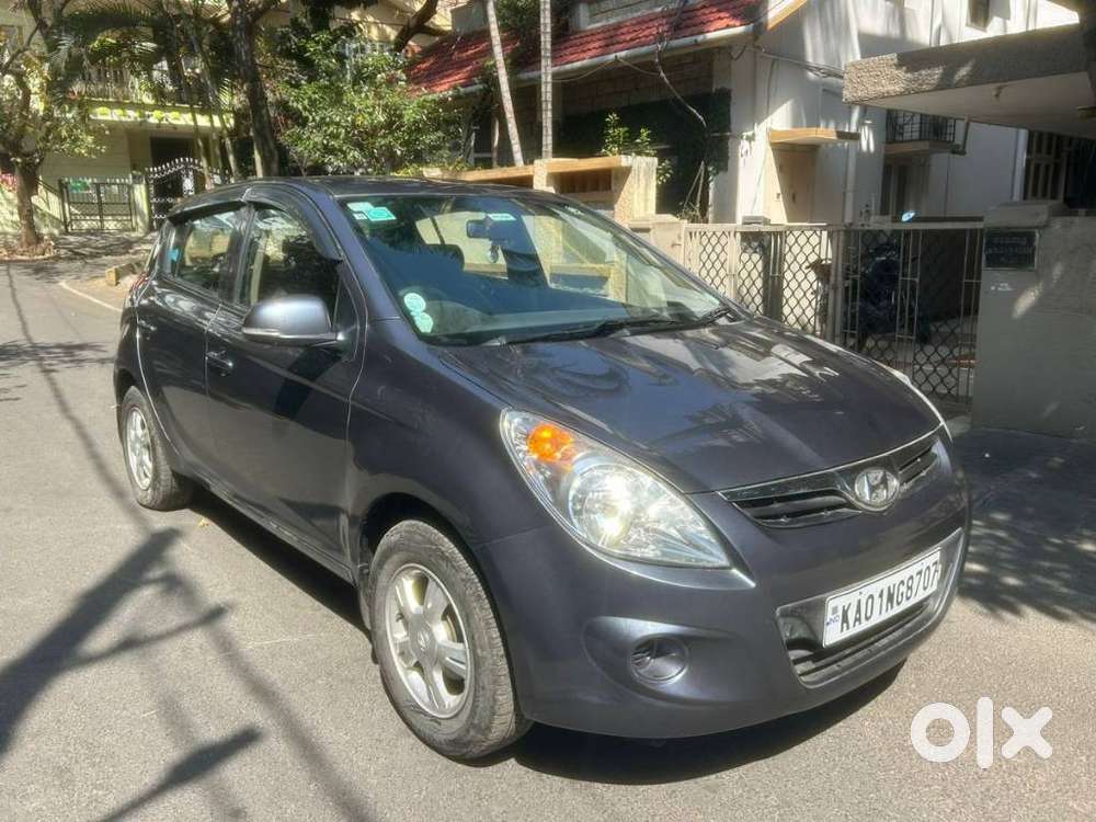 Hyundai I20 2010-2012 1.2 Sportz, 2011, Petrol