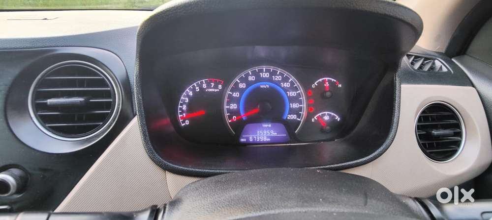 Hyundai Grand I10 Sportz(o) 1.2 Mt, 2017, Cng & Hybrids