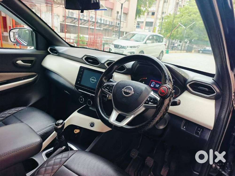 Nissan Magnite 1.0 Xv, 2023, Petrol
