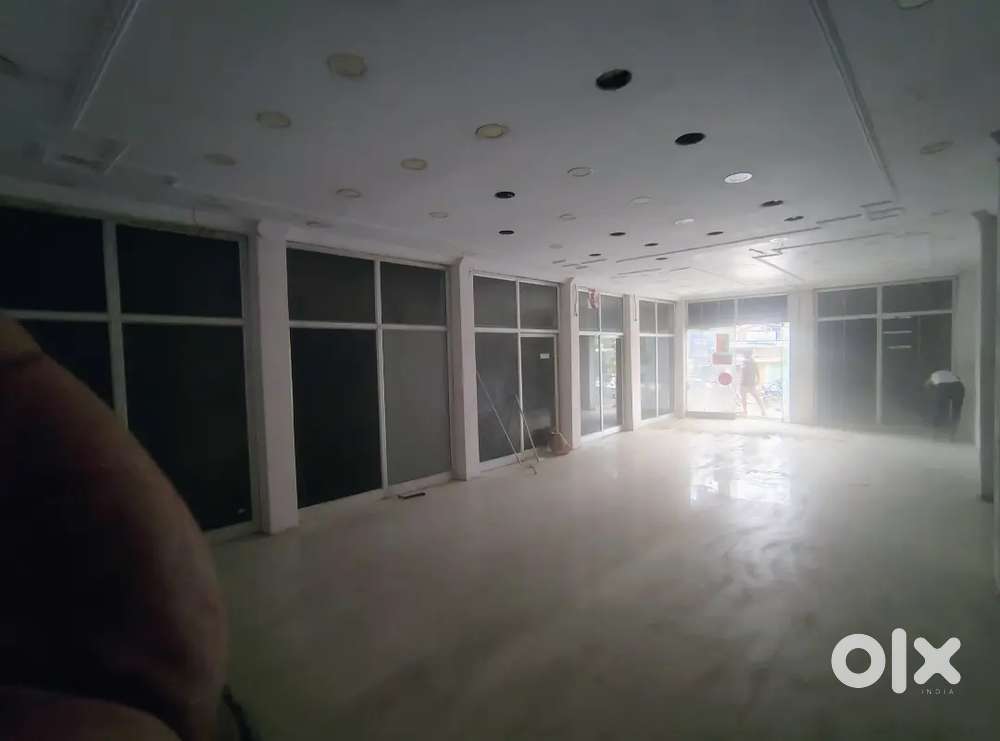 Fully furnished showroom for rent