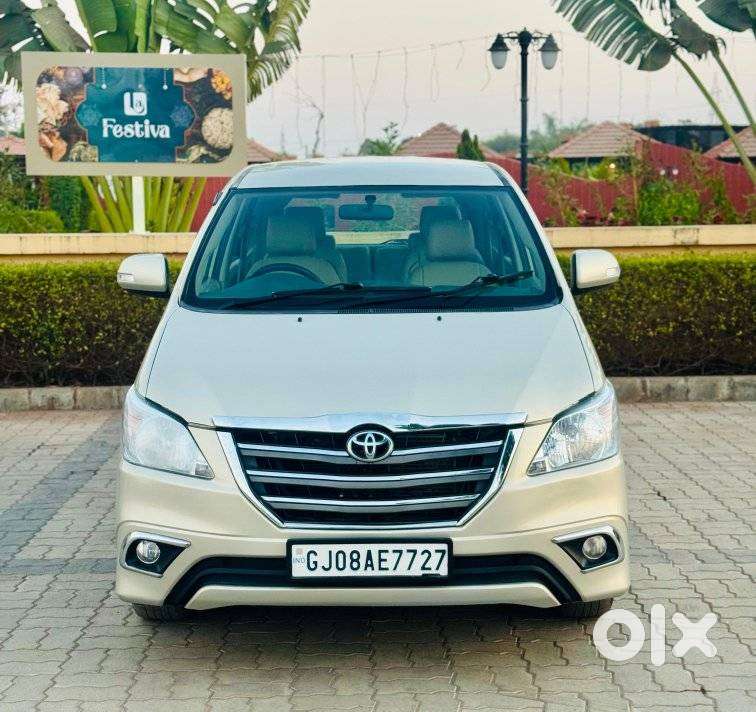 Toyota Innova 2004-2011 2.5 V Diesel 7-seater, 2013, Diesel