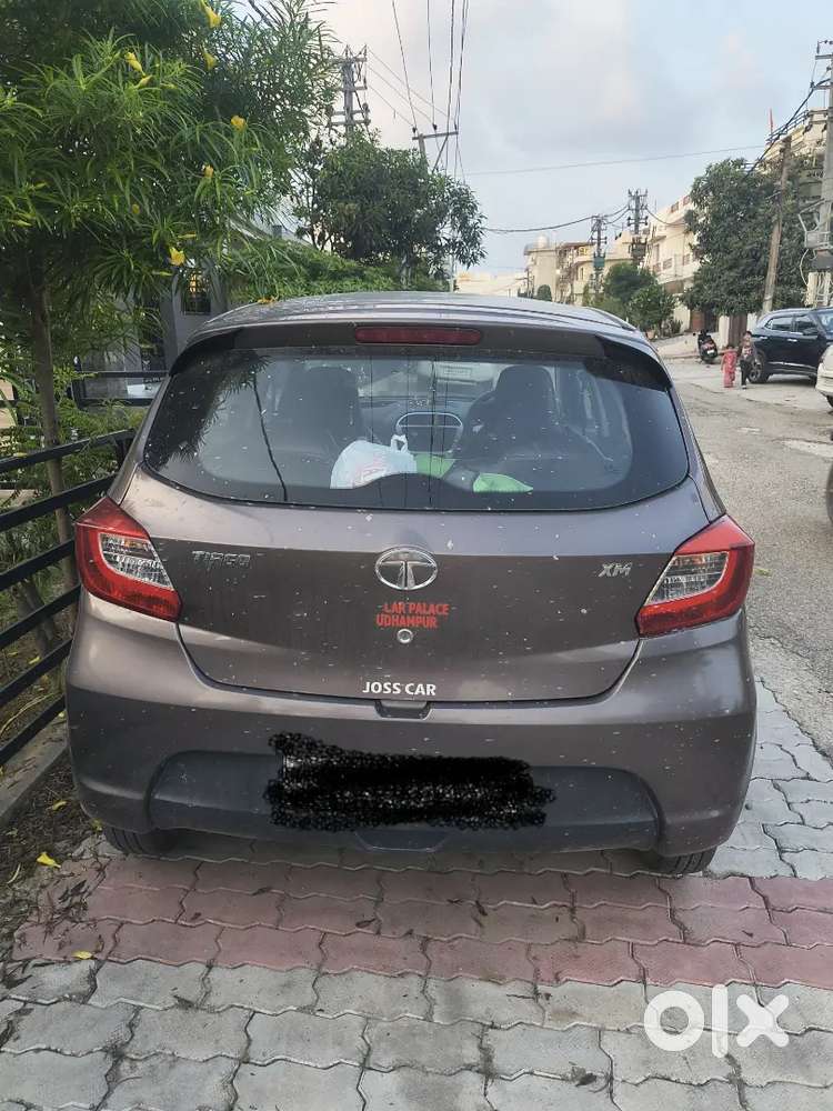 Tata Tiago Xm Petrol 2017