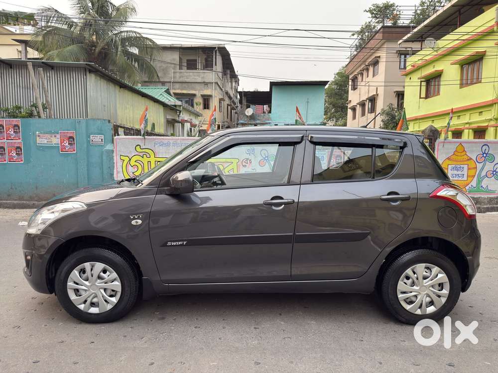Maruti Suzuki Swift Lxi Option, 2017, Petrol