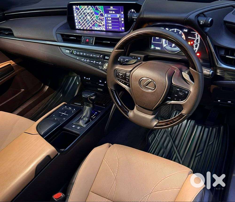 Lexus Es 300h Luxury, 2021, Petrol