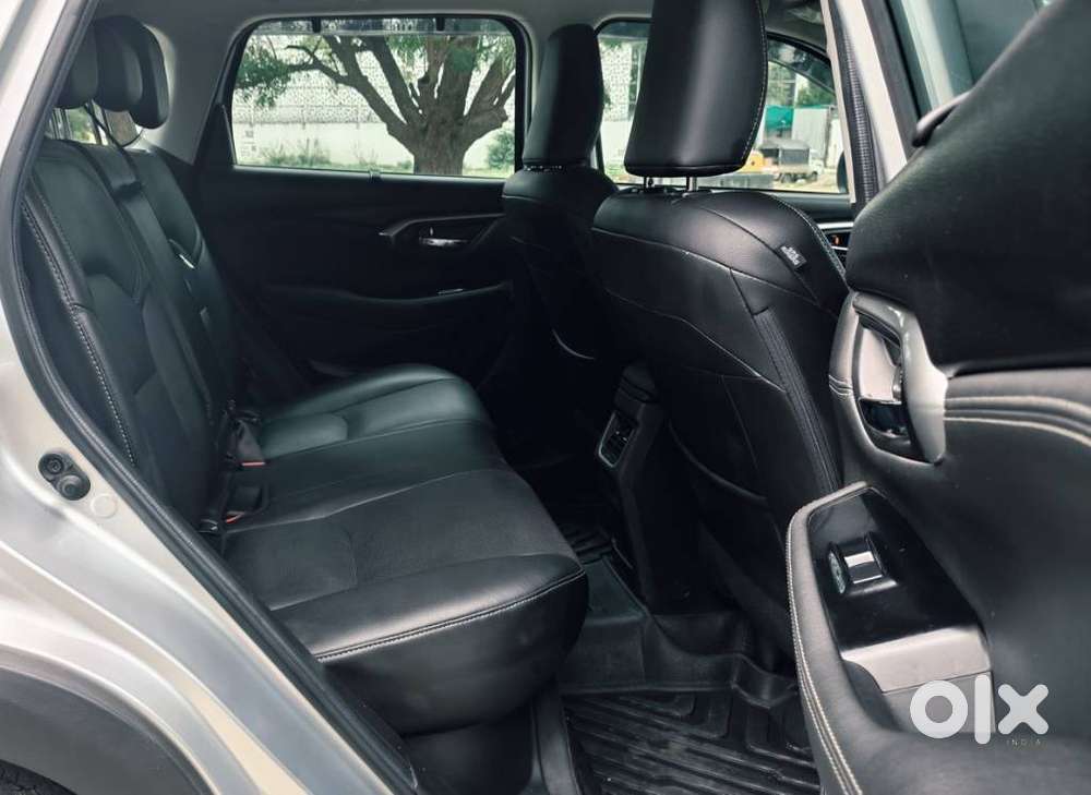 Toyota Urban Cruiser Hyryder 1.5 V Neo Drive, 2025, Petrol